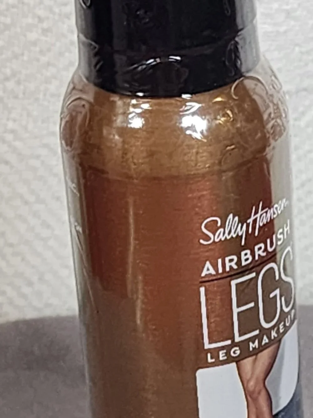 Sally Hansen Airbrush Legs Water Resistant 4.4oz Spray On Leg Makeup Deep Glow